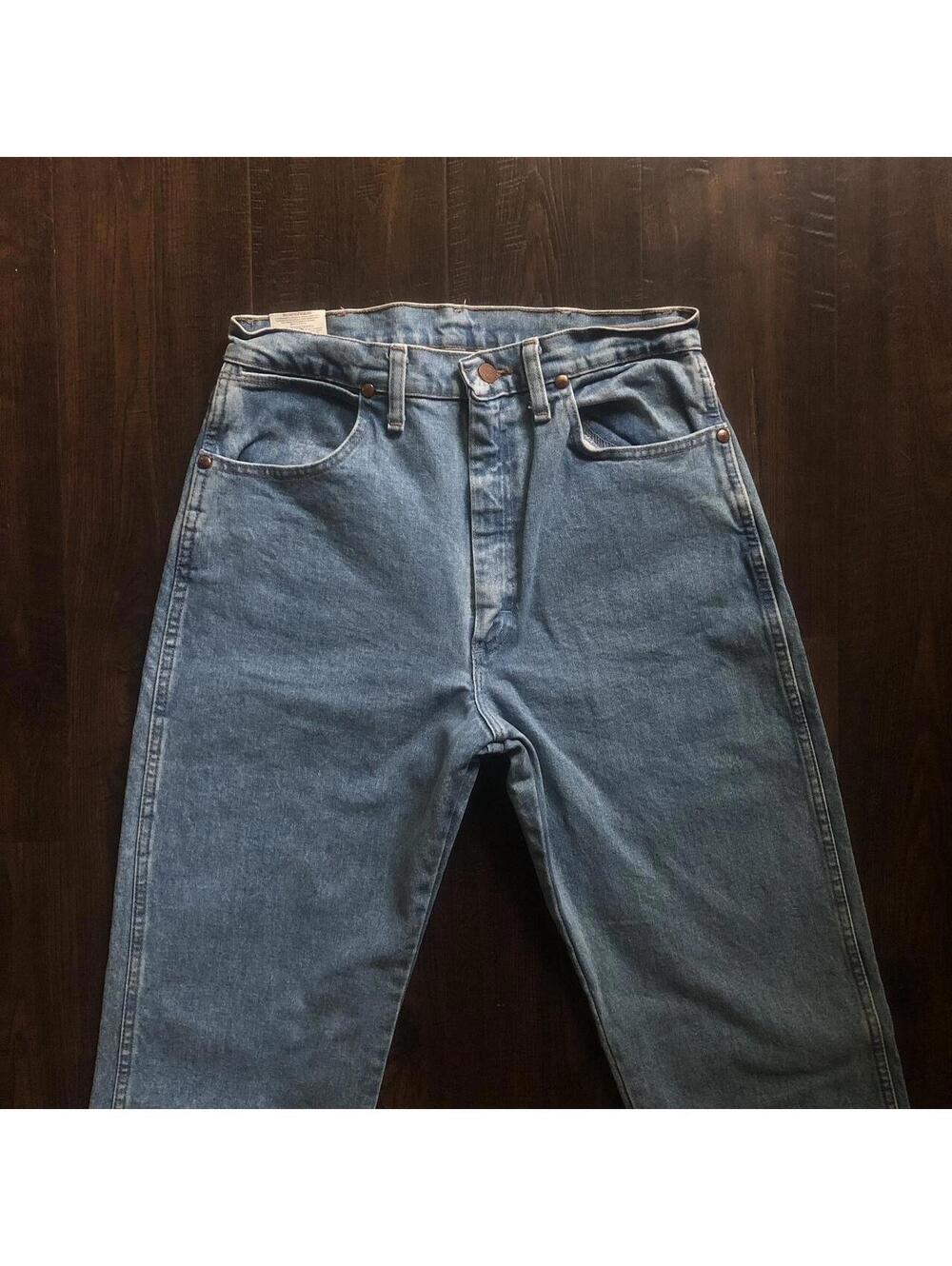 Wrangler Women's Blue Jeans - Picture 2 of 7